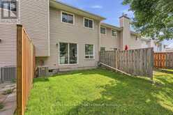 64 - 74 WELSH PRIVATE | Ottawa Ontario | Slide Image Thirty