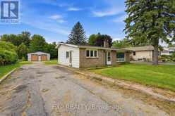 2498 MER BLEUE ROAD | Ottawa Ontario | Slide Image Three