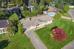 4 MARSDEN PLACE | Ottawa Ontario | Slide Image Two