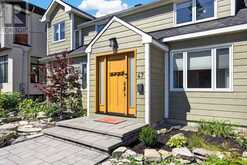 47 GOULD STREET | Ottawa Ontario | Slide Image Two
