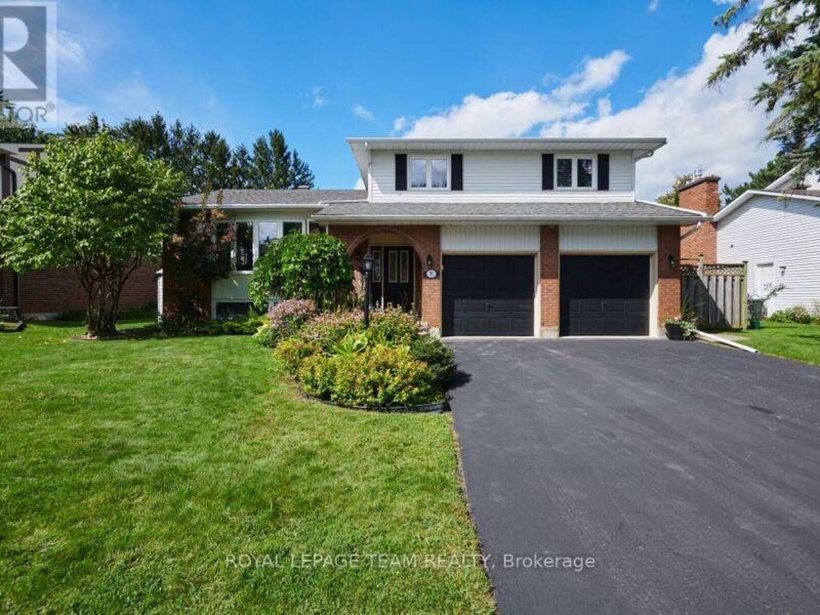 31 ELKE DRIVE, Ottawa, Ontario K2J 2B9