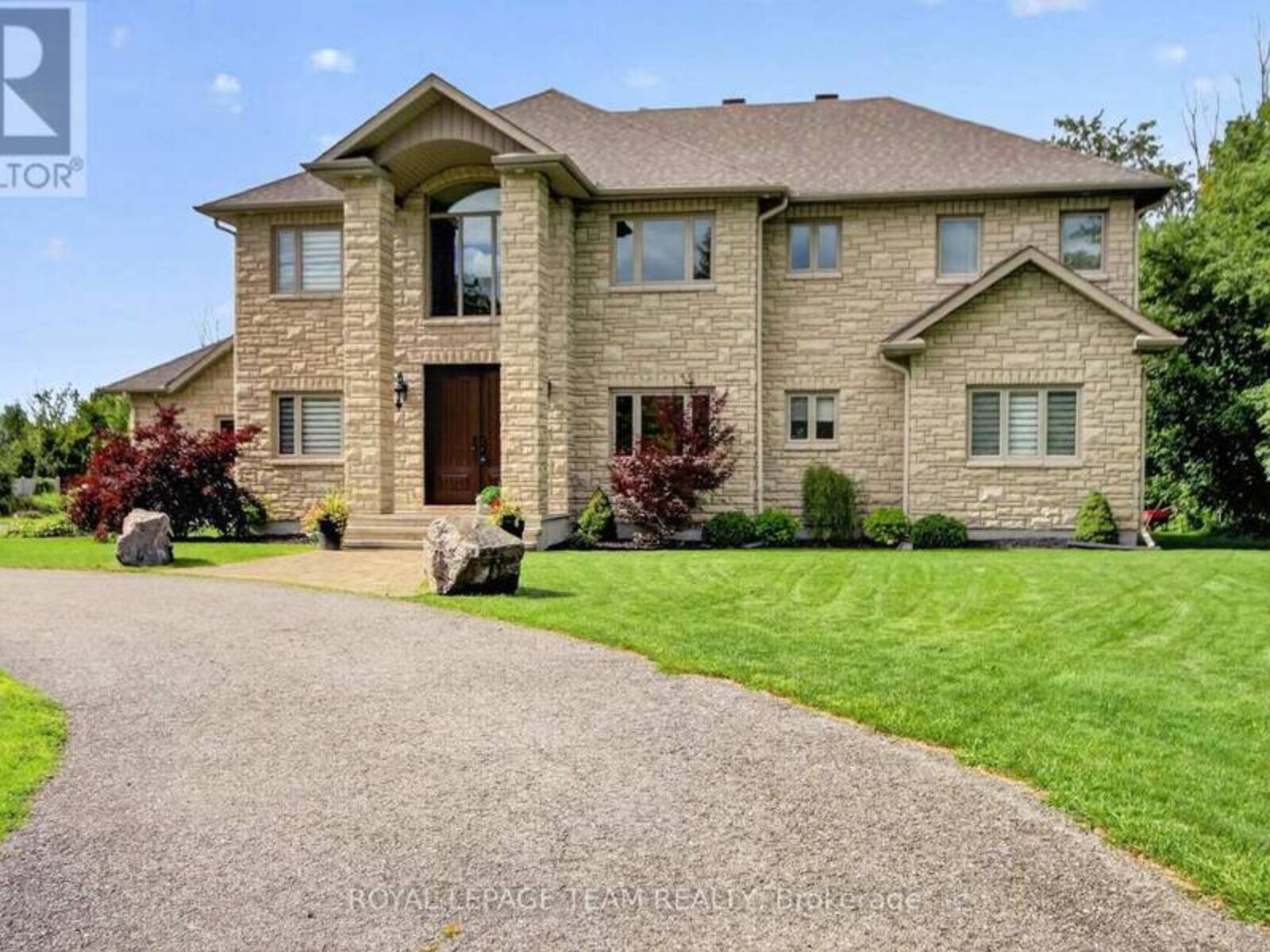 1425 BALMORAL DRIVE, Ottawa, Ontario K1V 1H2