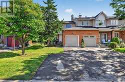 9 STREAMWOOD LANE | Ottawa Ontario | Slide Image One
