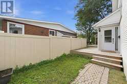26 WOODMOUNT CRESCENT | Ottawa Ontario | Slide Image Three