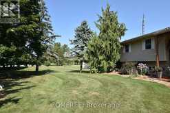 9104 MC DOWELL LINE | Chatham Ontario | Slide Image Four
