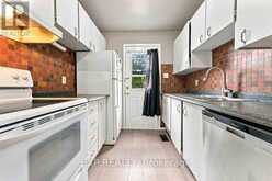 30A - 30A WOODVALE GREEN | Ottawa Ontario | Slide Image Thirteen