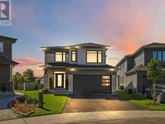 644 MOONFLOWER CRESCENT Ottawa Ontario, K1T 0X8