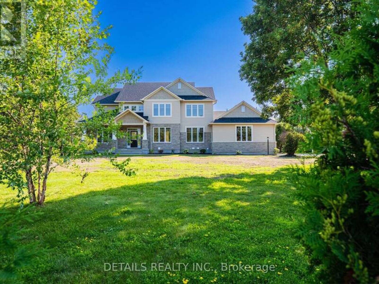28 RIDINGVIEW CRESCENT, Ottawa, Ontario K2S 1W3