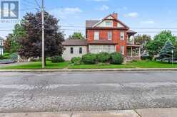 10 GLEN AVENUE | Smiths Falls Ontario | Slide Image Five