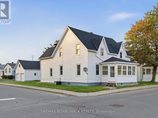 390-394 HYDE STREET Prescott Ontario, K0E 1T0 - 5 Bedrooms Home For Sale