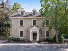 35 MACKAY STREET Ottawa Ontario, K1M 2B2