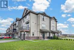 54 CORDAGE STREET | Ottawa Ontario | Slide Image Three