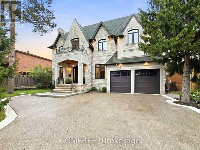 56 MAY AVENUE Richmond Hill Ontario, L4C 3S6 - 5 Bedrooms Home For Sale