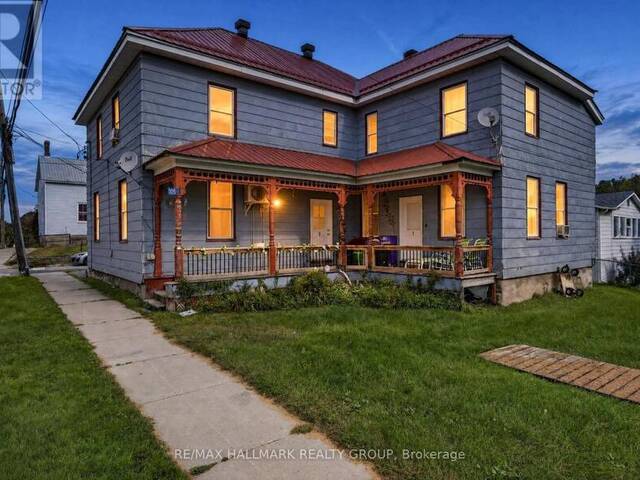 98 NORTH STREET Lanark Ontario, K0G 1K0 - Multi-family Home For Sale