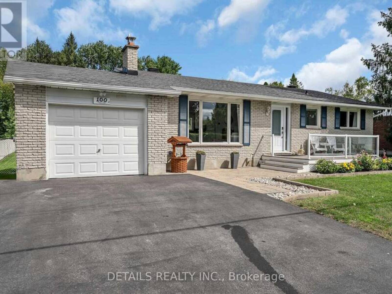 100 FOWLER STREET S, Ottawa, Ontario K0A 2Z0