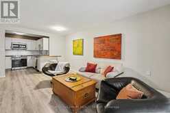 403 - 475 LAURIER AVENUE W | Ottawa Ontario | Slide Image Eight