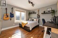 207 MONTY DRIVE | Ottawa Ontario | Slide Image Sixteen