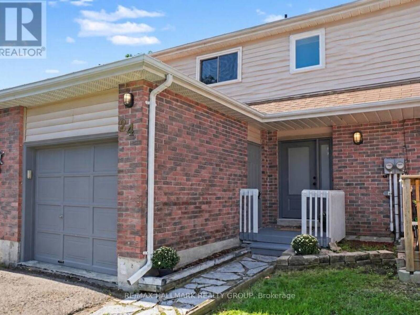 24 GARDEN AVENUE, Perth, Ontario K7H 3L9