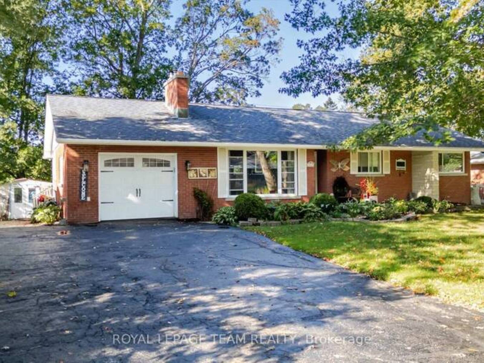 107 PEACOCK CRESCENT, Almonte, Ontario K0A 1A0