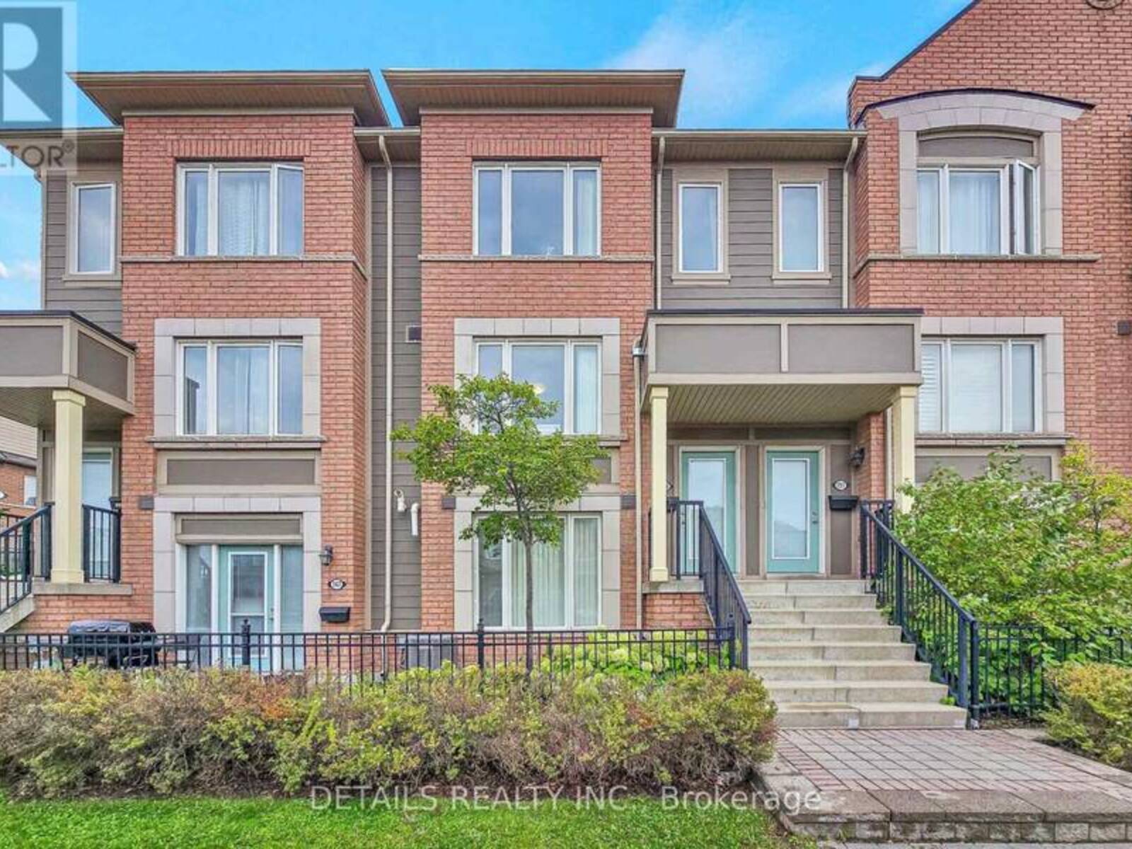 149 LEWIS HONEY DRIVE, Aurora, Ontario L4G 0R8