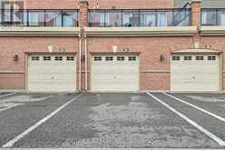 149 LEWIS HONEY DRIVE | Aurora Ontario | Slide Image Four