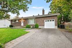 65 CHRISTOPHER HAMILTON STREET | Ottawa Ontario | Slide Image Four