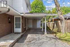 685 FARMINGTON AVENUE | Ottawa Ontario | Slide Image Three
