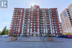 811 - 120 GRANT CARMAN DRIVE | Ottawa Ontario | Slide Image Three