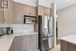 548 ANCHOR CIRCLE | Ottawa Ontario | Slide Image Thirteen