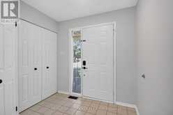 82 WHALINGS CIRCLE | Ottawa Ontario | Slide Image Three