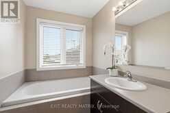 552 VIA MATTINO WAY | Ottawa Ontario | Slide Image Sixteen
