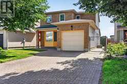 106 FOUR SEASONS DRIVE | Ottawa Ontario | Slide Image Three