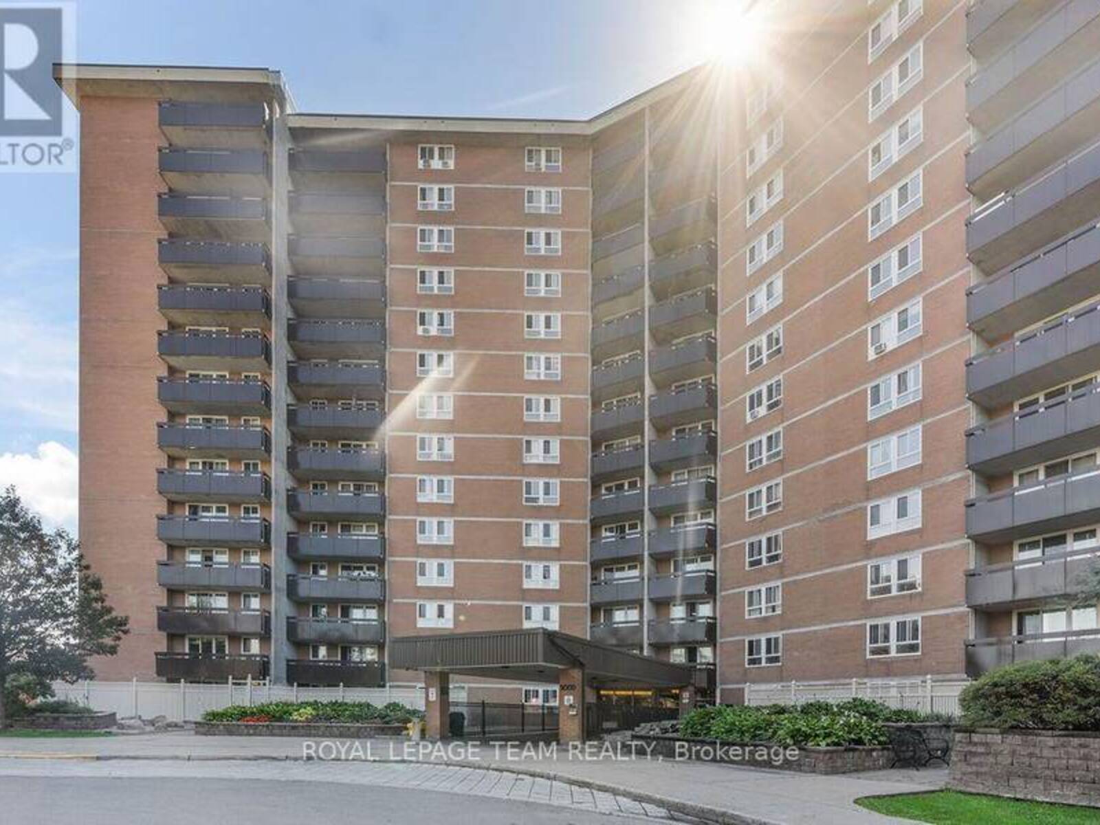 1112 - 2000 JASMINE CRESCENT, Ottawa, Ontario K1J 8K4