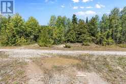 1128 USBORNE STREET | McNab-Braeside Ontario | Slide Image Twelve
