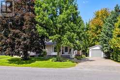 978 METEOR AVENUE | Ottawa Ontario | Slide Image Two
