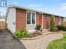 1497 BLACKHEATH STREET | Ottawa Ontario | Slide Image Two