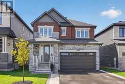 537 ANCHOR CIRCLE | Ottawa Ontario | Slide Image One