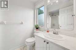 21 NOBLETON AVENUE | Ottawa Ontario | Slide Image Thirteen