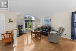 95 LLOYDALEX CRESCENT | Ottawa Ontario | Slide Image Nine