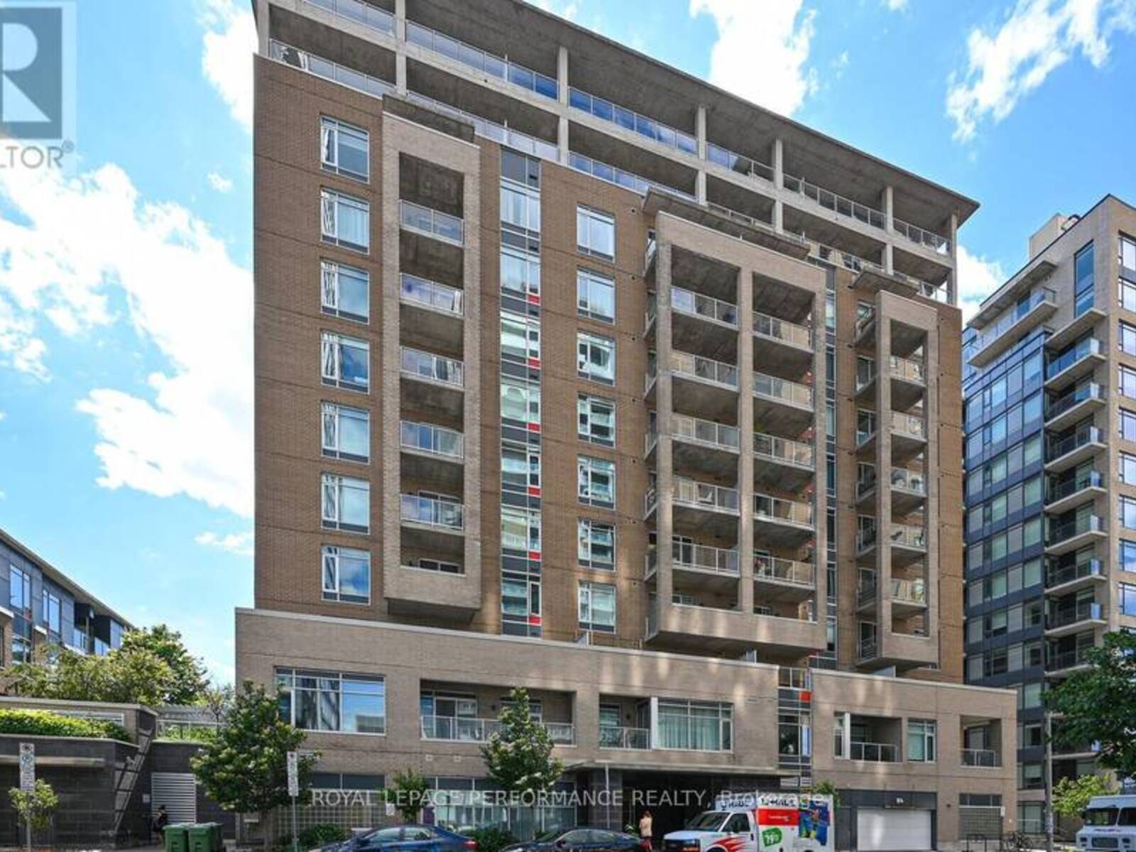903 - 100 CHAMPAGNE AVENUE S, Ottawa, Ontario K1S 4P4