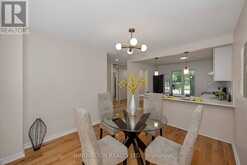 33 EXETER DRIVE | Ottawa Ontario | Slide Image Twelve