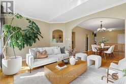 5 GOLDORA PRIVATE | Ottawa Ontario | Slide Image Ten