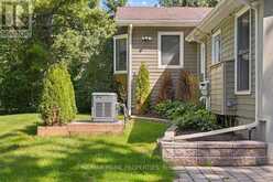2466 FAIRMILE ROAD | Ottawa Ontario | Slide Image Three