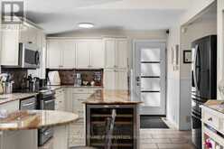 2466 FAIRMILE ROAD | Ottawa Ontario | Slide Image Nine