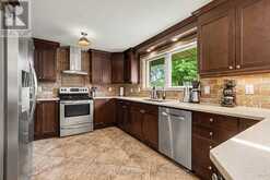 2061 CABOT STREET | Ottawa Ontario | Slide Image Nine