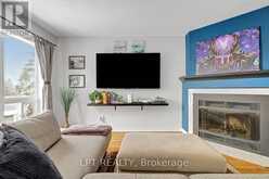 30 - 204 BRISTON PRIVATE | Ottawa Ontario | Slide Image Five