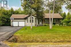 44 MEADOWGLEN CIRCLE | Kemptville Ontario | Slide Image One