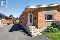 793 TROJAN AVENUE | Ottawa Ontario | Slide Image Three