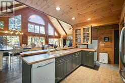 26 WALLACE ISLAND | Leeds and the Thousand Islands Ontario | Slide Image Seventeen