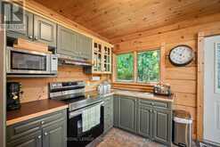 26 WALLACE ISLAND | Leeds and the Thousand Islands Ontario | Slide Image Eighteen